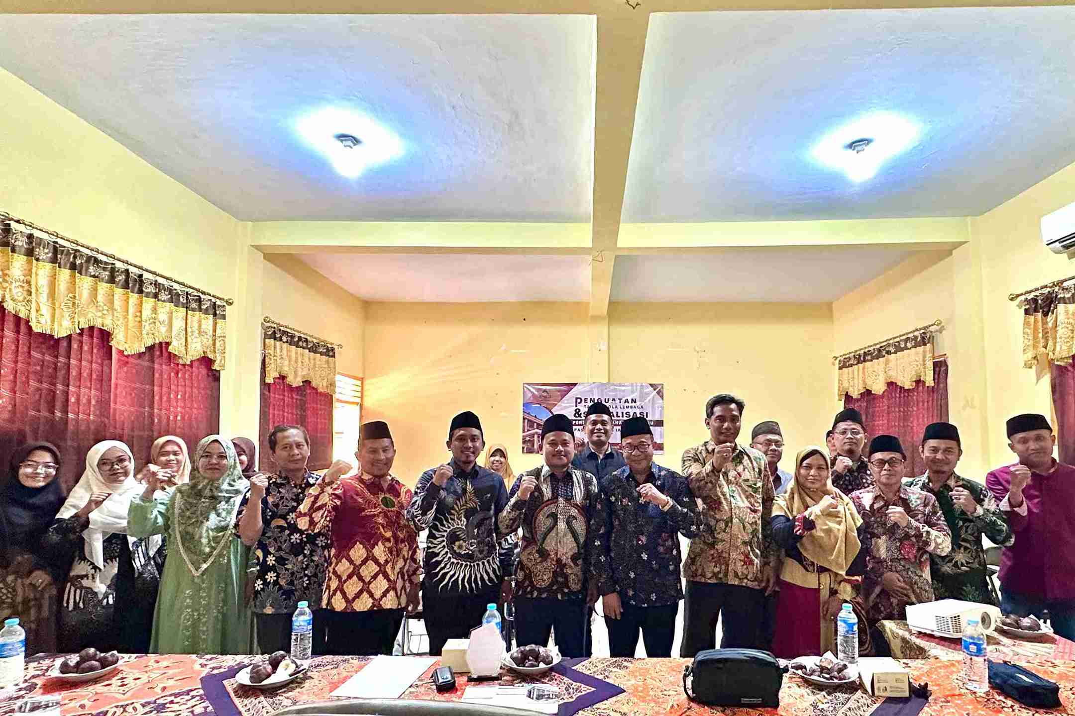 TINGKATKAN KUANTITAS, PIMPINAN PASCASARJANA IAIN MADURA LAKUKAN SOSIALISASI PMB DI SUMENEP